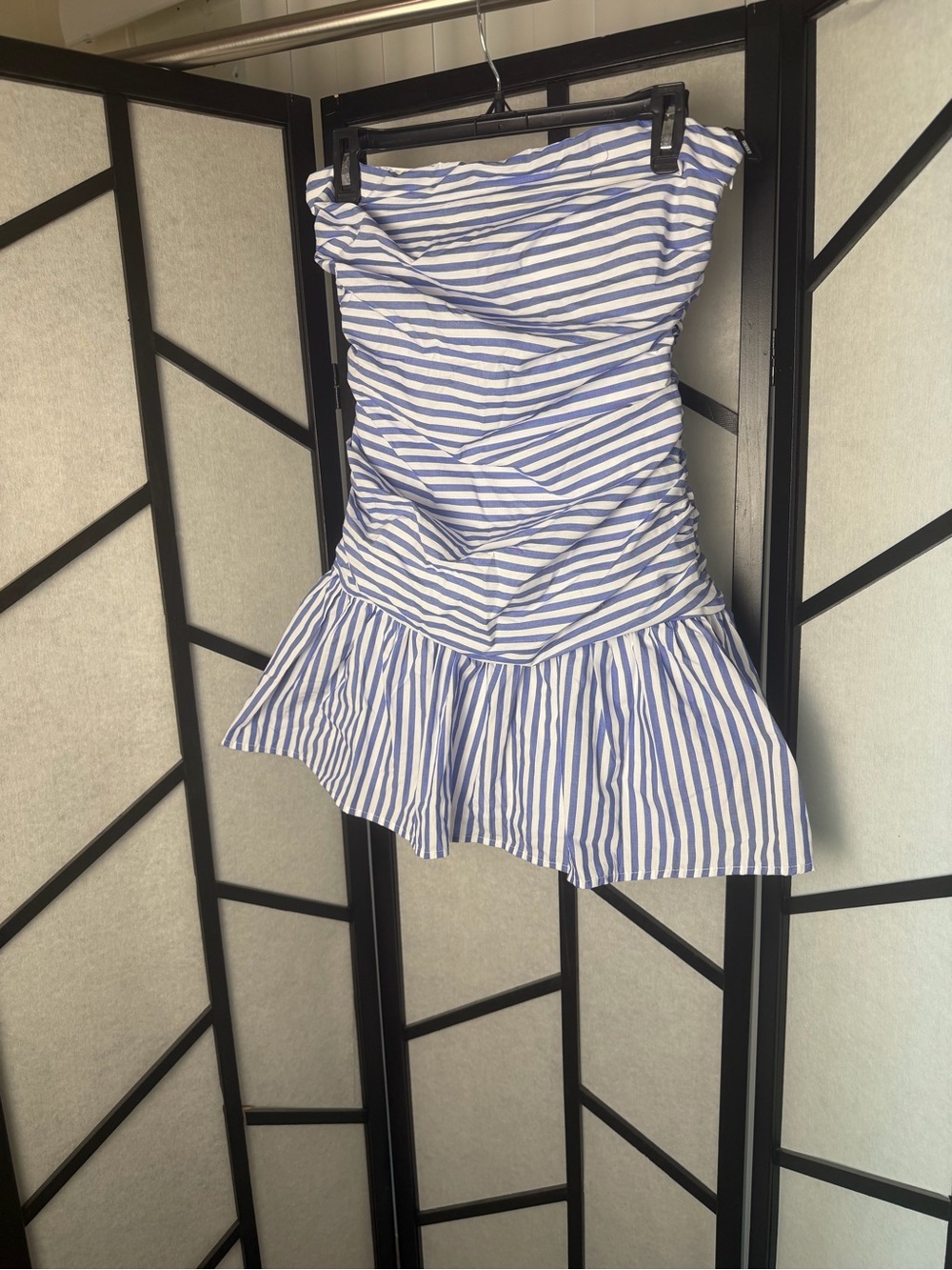 Forever 21 Blue and White Striped Strapless Mini Dress